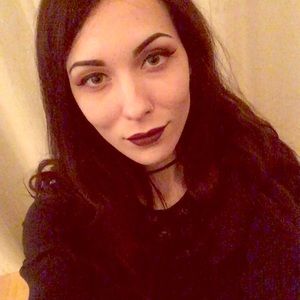 Meet your Posher, Katrina